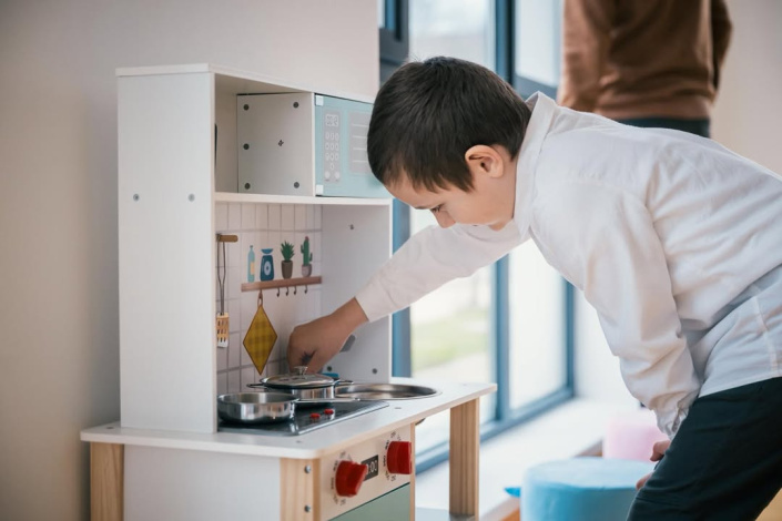 Munkával, kitartással, közösségben épül a jövő Székelyföldön és Erdélyben.
Gyulakután egy új bölcsődét 👶, Szovátán egy új uszodát 🏊 adtunk át.
Nehéz időszakot élünk sok lemondással, de egy dolog biztos: napról napra élhetőbbé, otthonosabbá tesszük a szülőföldünket. 💚